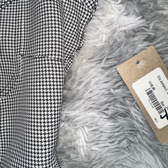 Albion Woman’s Jumpsuit Black White Checked Tie Waist - NWT Size Small - Picture 7 of 9